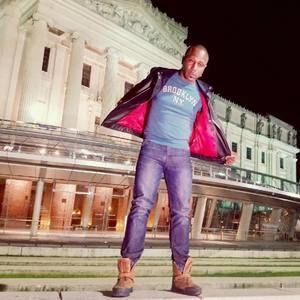 Meet your Posher, Jean